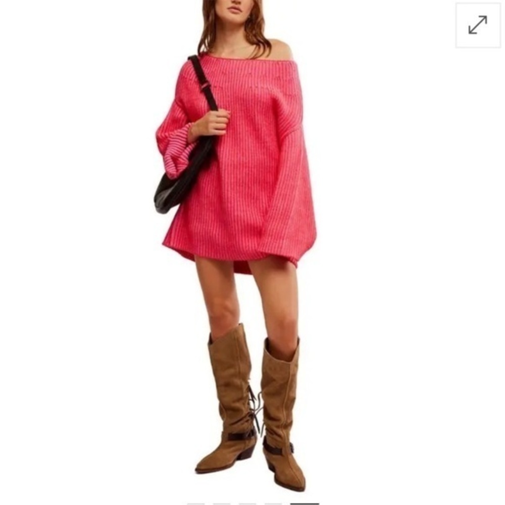 Free People Charlotte Blossom Glow Pink Rose Boho Oversized Sweater Sz Med NWT